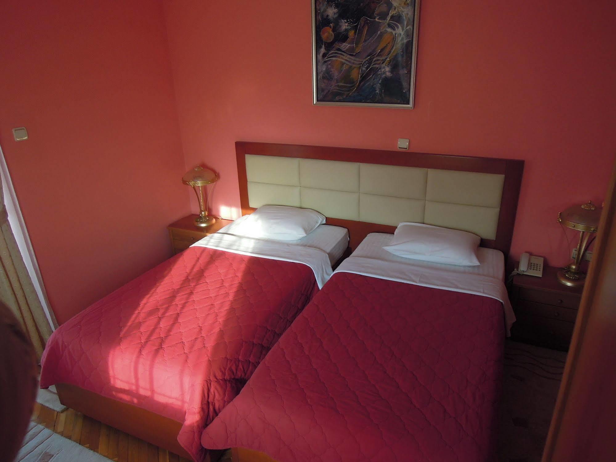 Hotel Sucevic Garni Belgrad Dış mekan fotoğraf