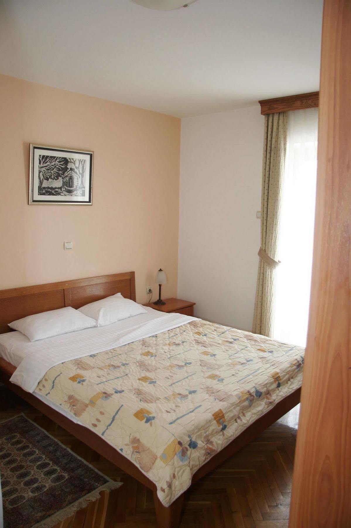 Hotel Sucevic Garni Belgrad Dış mekan fotoğraf