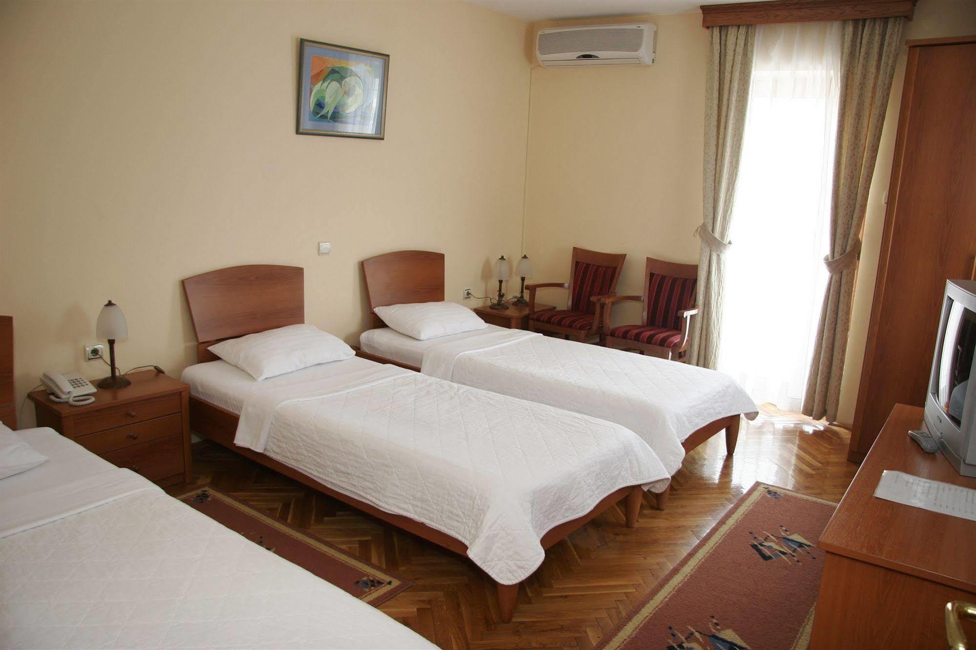 Hotel Sucevic Garni Belgrad Dış mekan fotoğraf