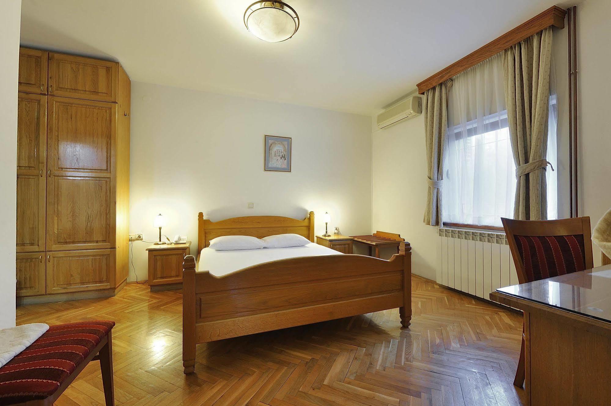 Hotel Sucevic Garni Belgrad Dış mekan fotoğraf