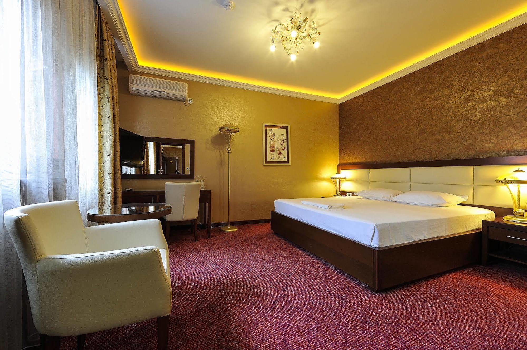 Hotel Sucevic Garni Belgrad Dış mekan fotoğraf