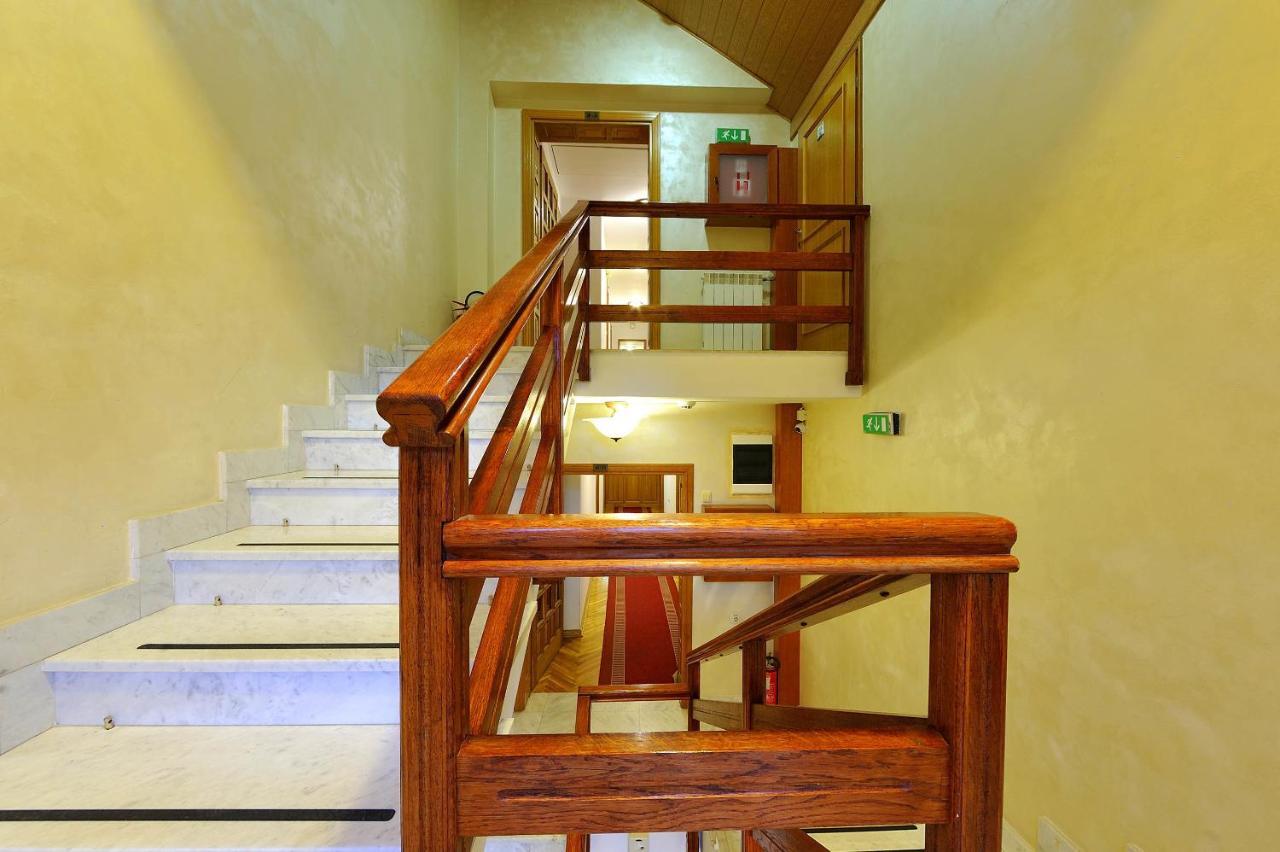 Hotel Sucevic Garni Belgrad Dış mekan fotoğraf